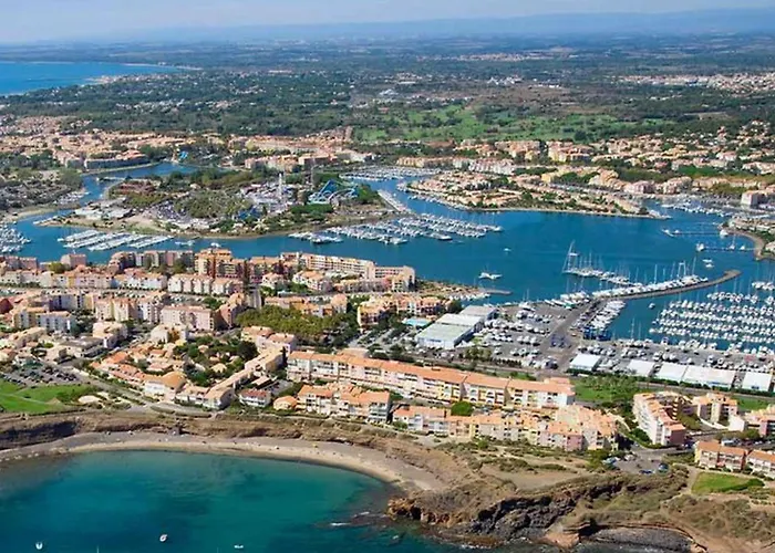 Eco Avec Balcon Et Parking Au Cap D'agde - Fr-1-867-9 * Agde
